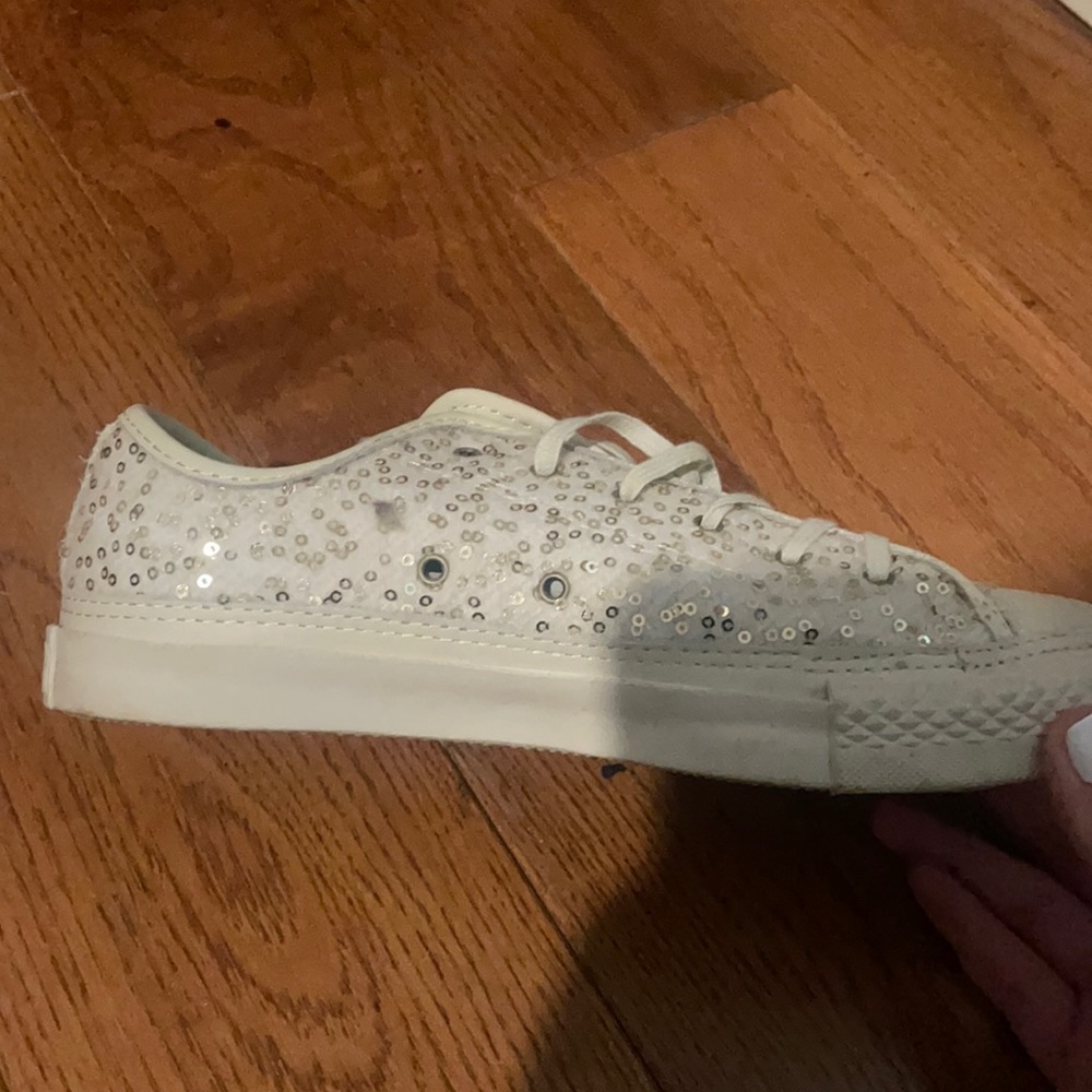 White sparkle converse